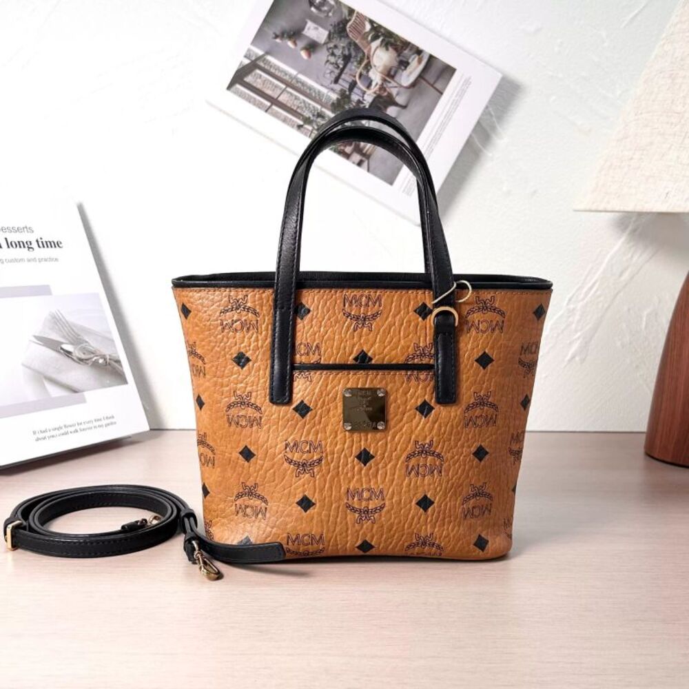 Mcm Women Pre-Loved Bag Very Good Condition